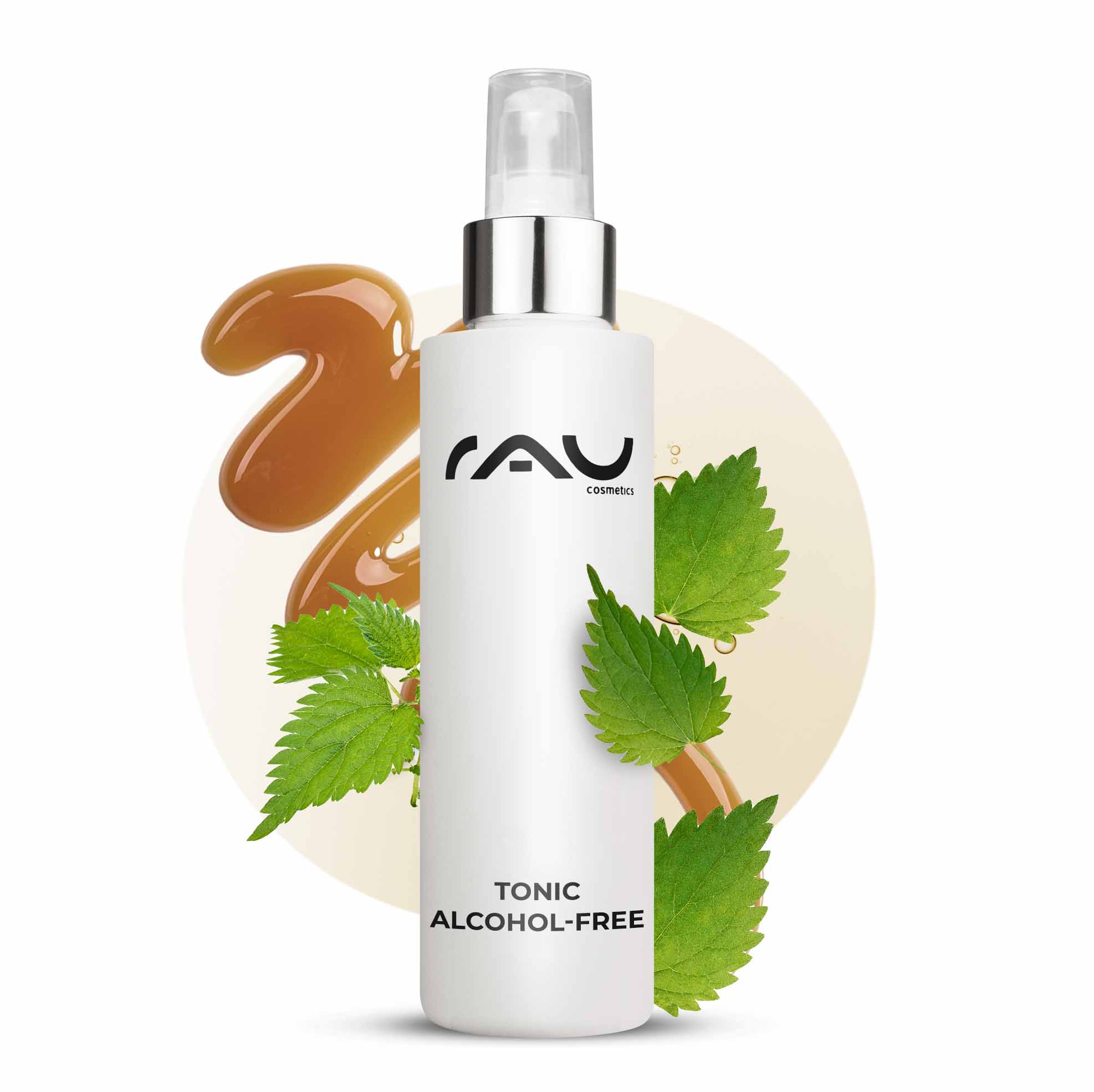 Tonic Alcohol-Free 200 ml: Erfrischend mit Brennnessel Tonic ohne Alkohol von RAU Cosmetics in einer weißen Sprühflasche mit silberner Kappe, mit Brennnesselblättern und einem braunen Flüssigkeitswirbel, der die sanfte und effektive Hautpflege für empfindliche und trockene Haut unterstreicht.