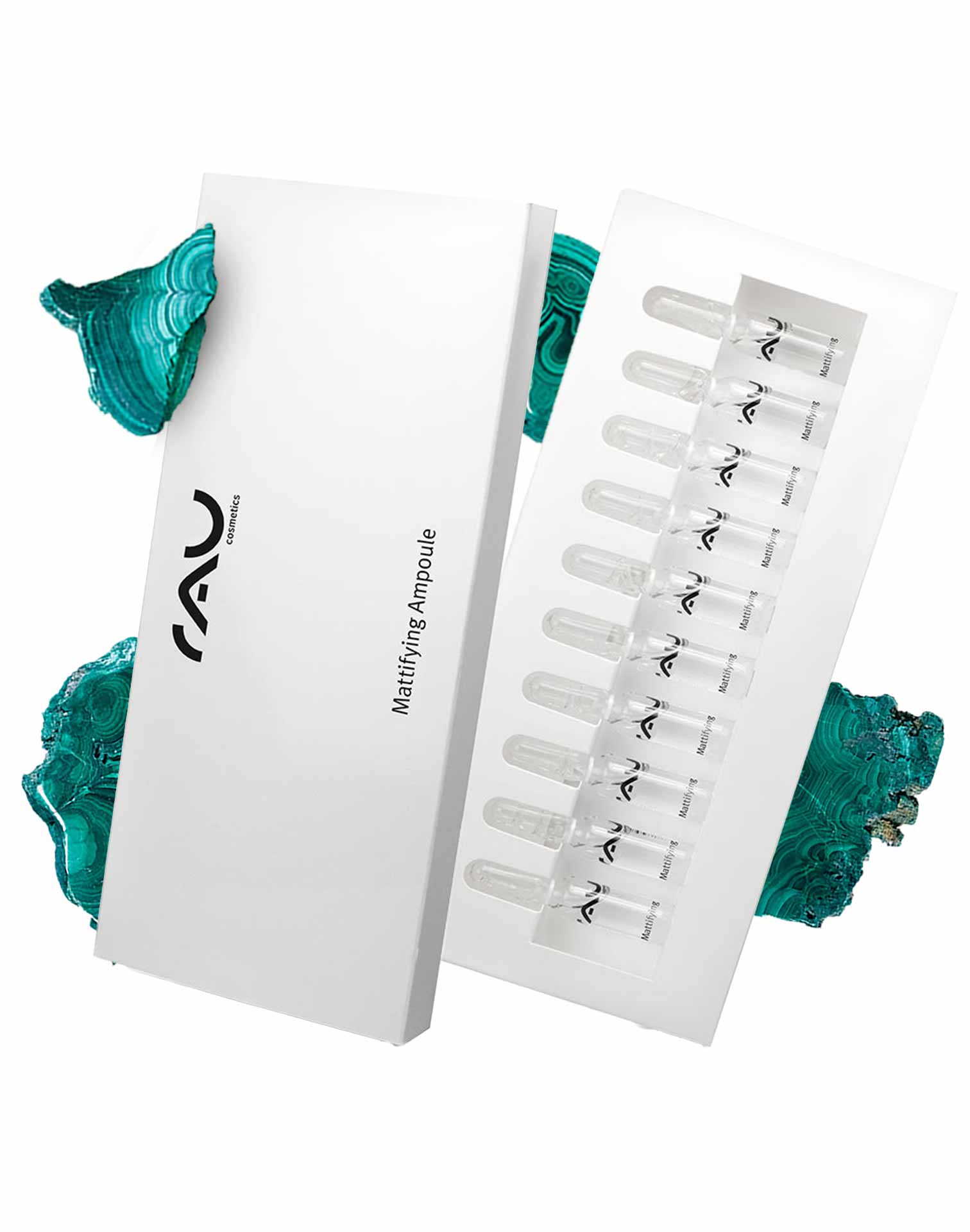 Mattifying Ampoules 10x2 ml Mattifying with Wild Pistachio Mattierende Ampullen von RAU Cosmetics in einer eleganten weißen Verpackung mit durchsichtigen Glasfläschchen, die hochwertige Hautpflegelösungen hervorheben.