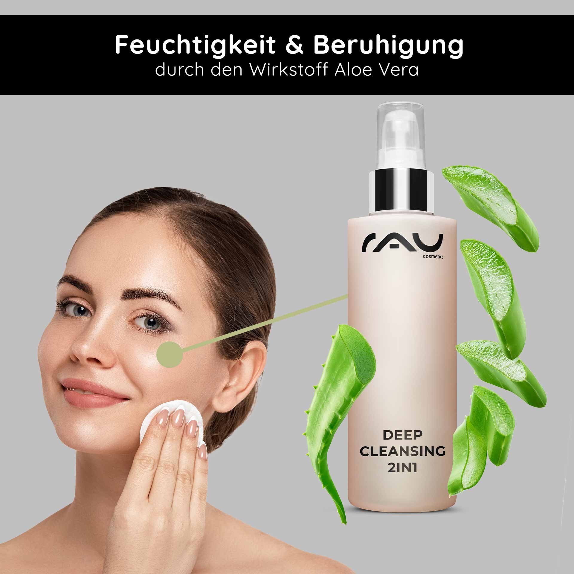 Frau mit Gesichtswasser von RAU Cosmetics, das Aloe Vera enthält, zur Hautreinigung und -beruhigung, Anwendung mit Wattepad.