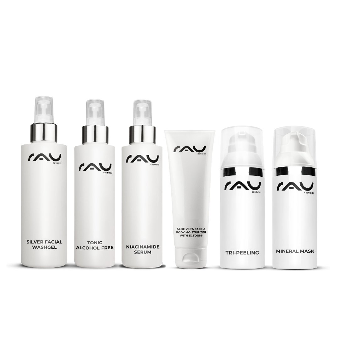 Profi Pflegeroutine für Mischhaut von RAU Cosmetics, bestehend aus sanftem Reinigungsgel, alkoholfreiem Tonic, Niacinamid-Serum, Aloe Vera Feuchtigkeitsgel, Tri-Peeling und Mineralmaske, präsentiert in eleganten weißen Flaschen mit schwarzem Logo.