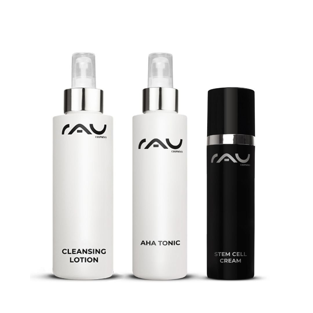 Basis Pflegeroutine für reife Haut von RAU Cosmetics, bestehend aus sanfter Reinigungslotion, regenerierendem AHA Tonic und Stem Cell Cream.