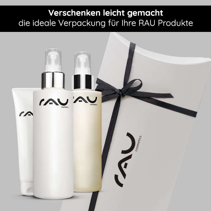 Gift box "Pillow" with black bow Geschenkverpackung "Kissen" mit schwarzer Schleife und RAU Cosmetics Produkten, ideal für besondere Anlässe und Geschenke.